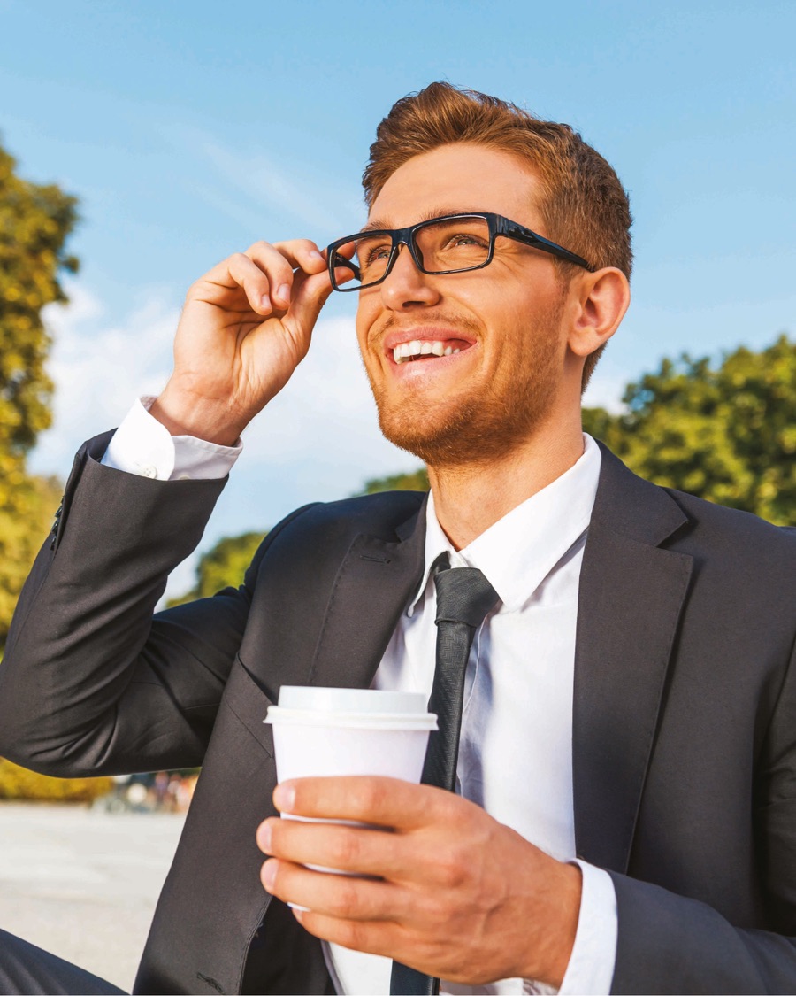 Man wearing glasses, S-Pride Asian Fit lenses